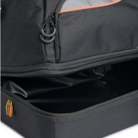 Uniform Pro EVO Duffle zsák 42L - Black